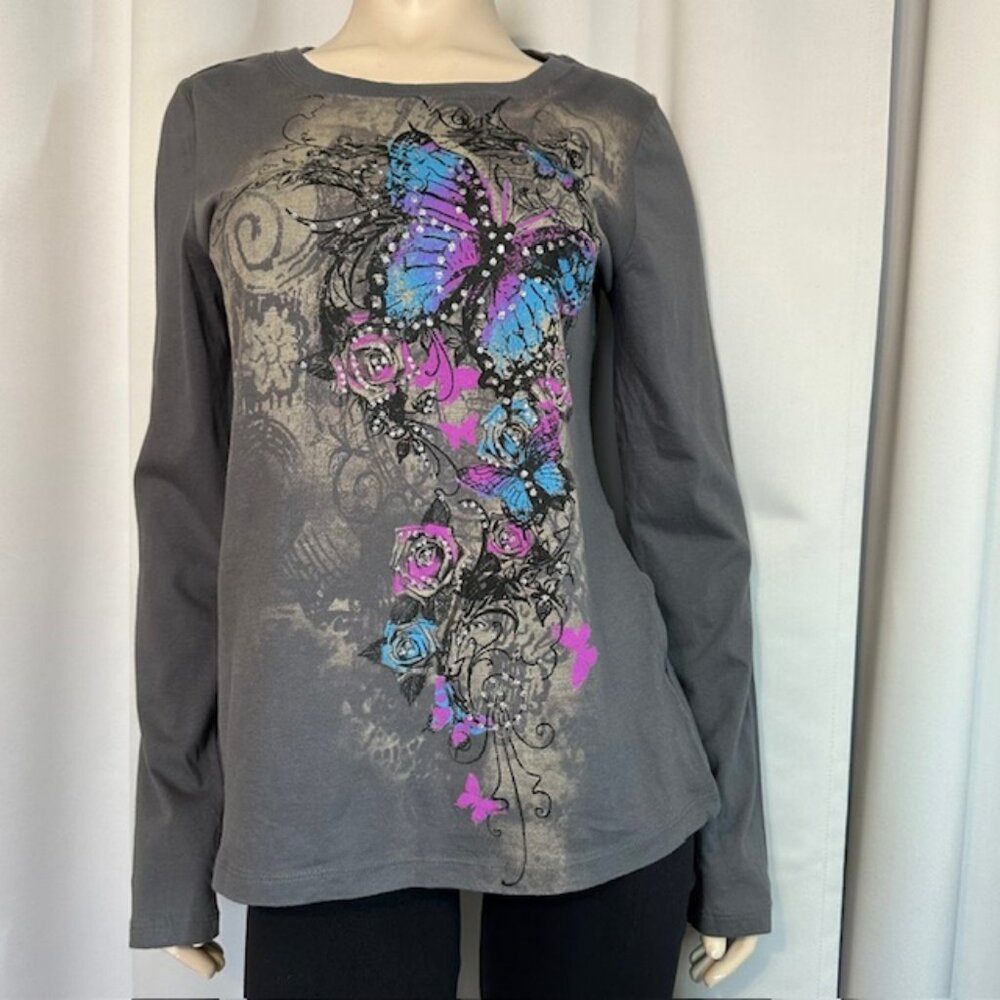 Rocker Girl Gray Butterfly Design long-sleeved t-shirt Junior's Size XXL